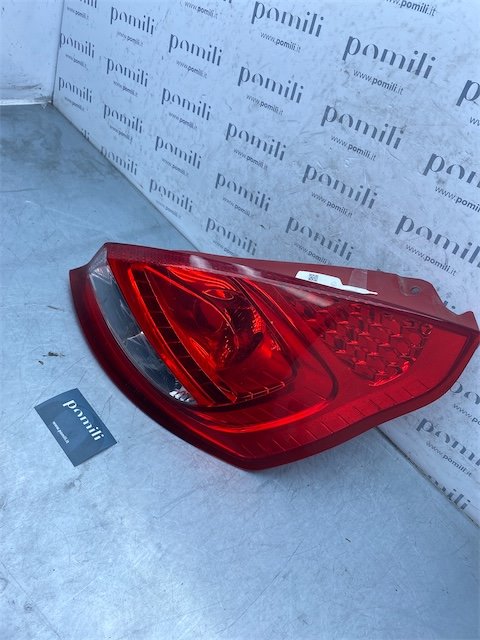 Pomili Fanaleria Fanale post. DX Ford Fiesta (CB1) (09/08>10/13<) destro