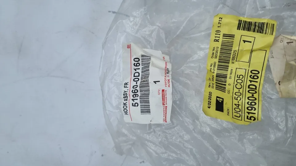 Pomili Altro auto Gancio traino Toyota Yaris 51960-0D160 anteriore