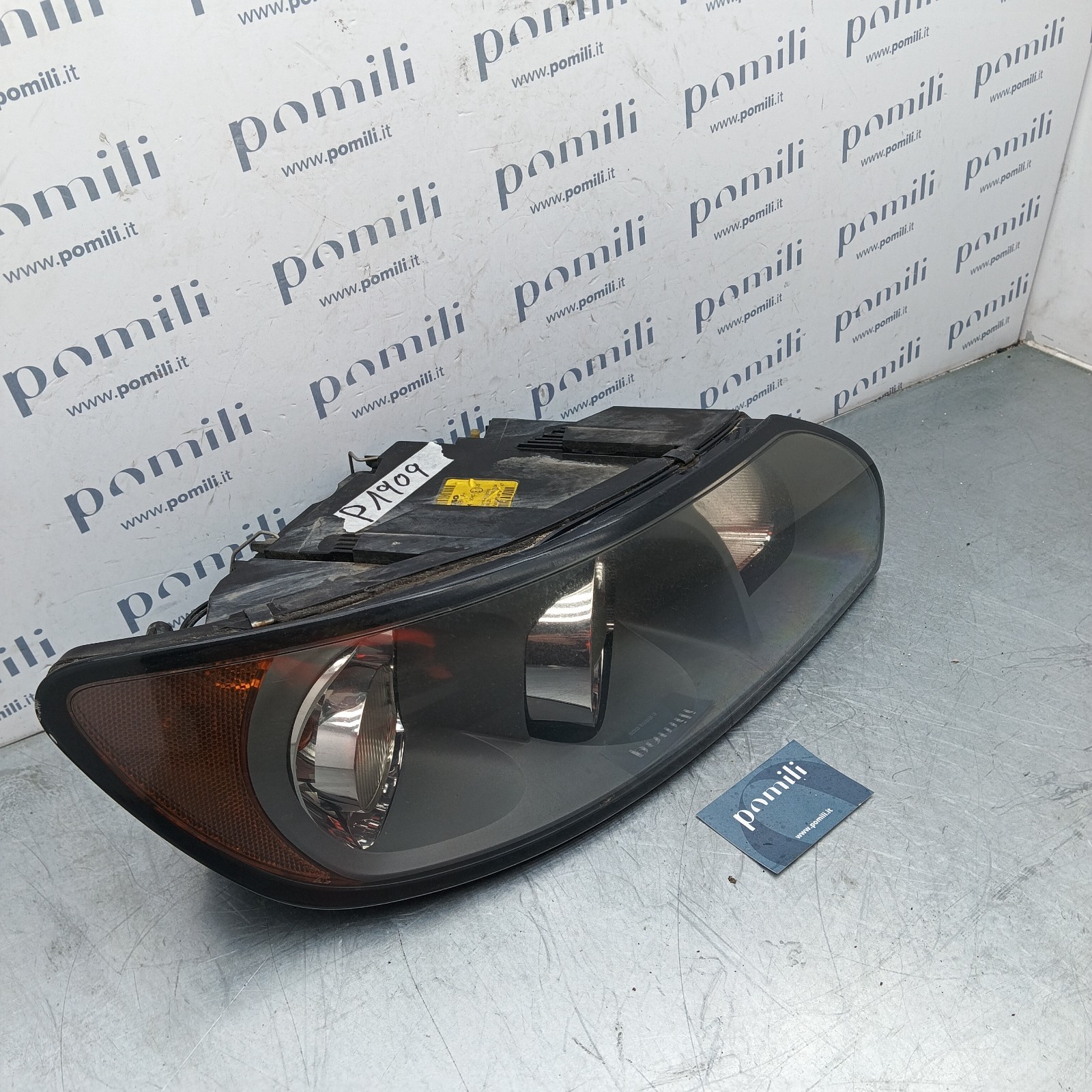Pomili Fanaleria Faro anteriore destro Volvo V50 30698886 usato