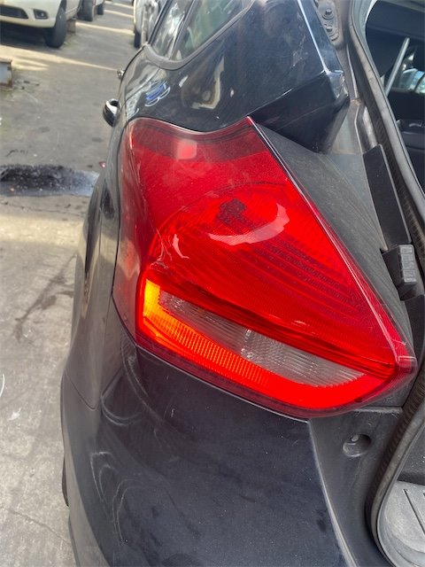 Pomili Fanaleria Fanale post. SX FORD FOCUS (CEW) 09/14>08/19<
