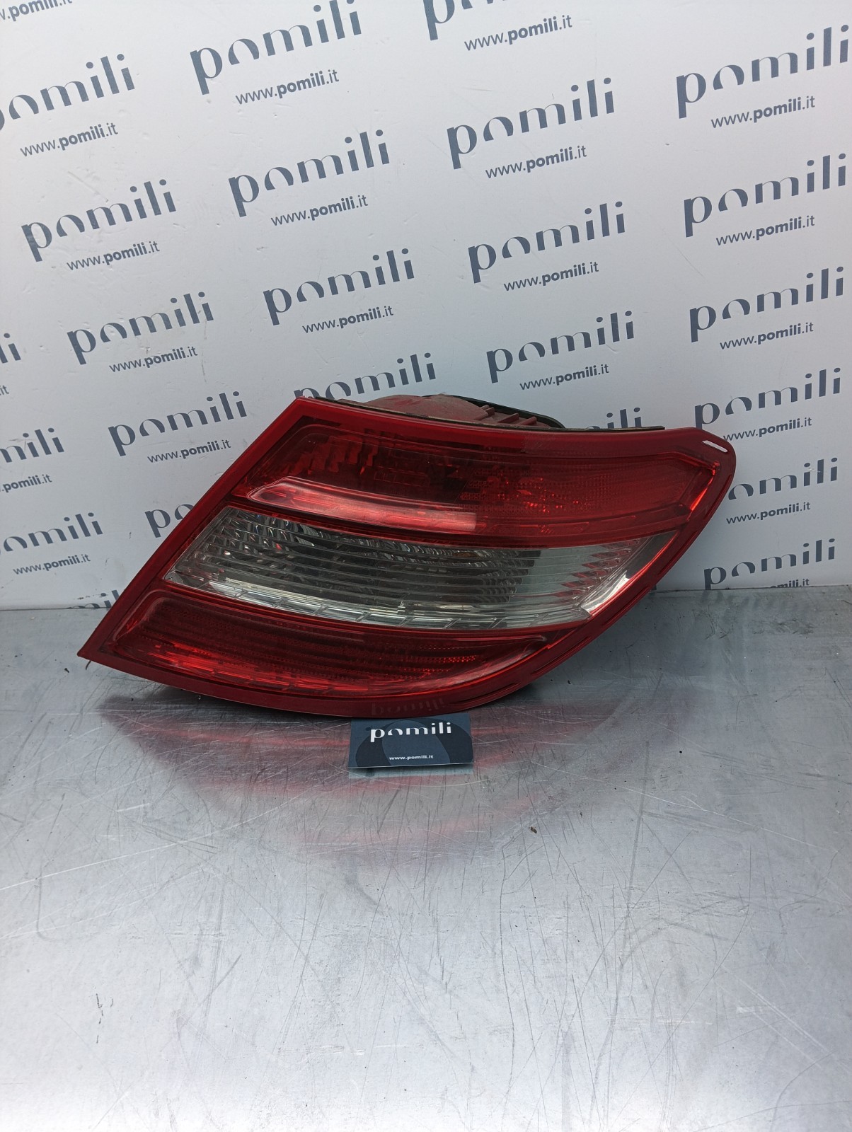 Pomili Fanaleria Mercedes Classe C300 fanale posteriore destro 2048200264R
