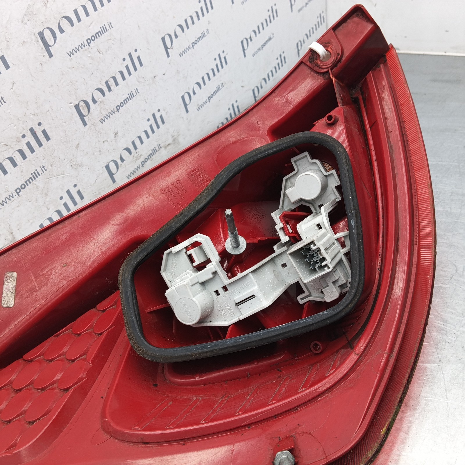 Pomili Fanaleria Ford Fiesta VI fanale posteriore destro usato