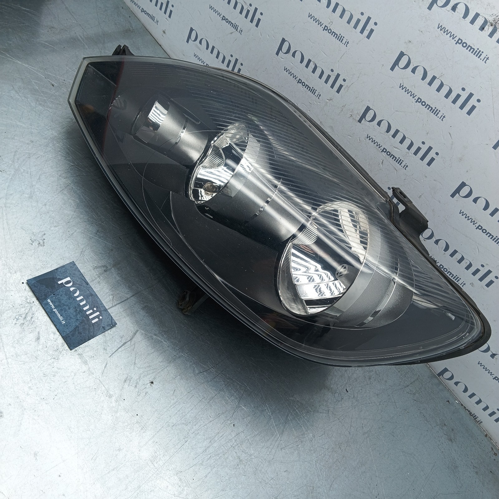 Pomili Fanaleria Faro anteriore sinistro Volkswagen Golf+ 2005-14 5M1941005G usato