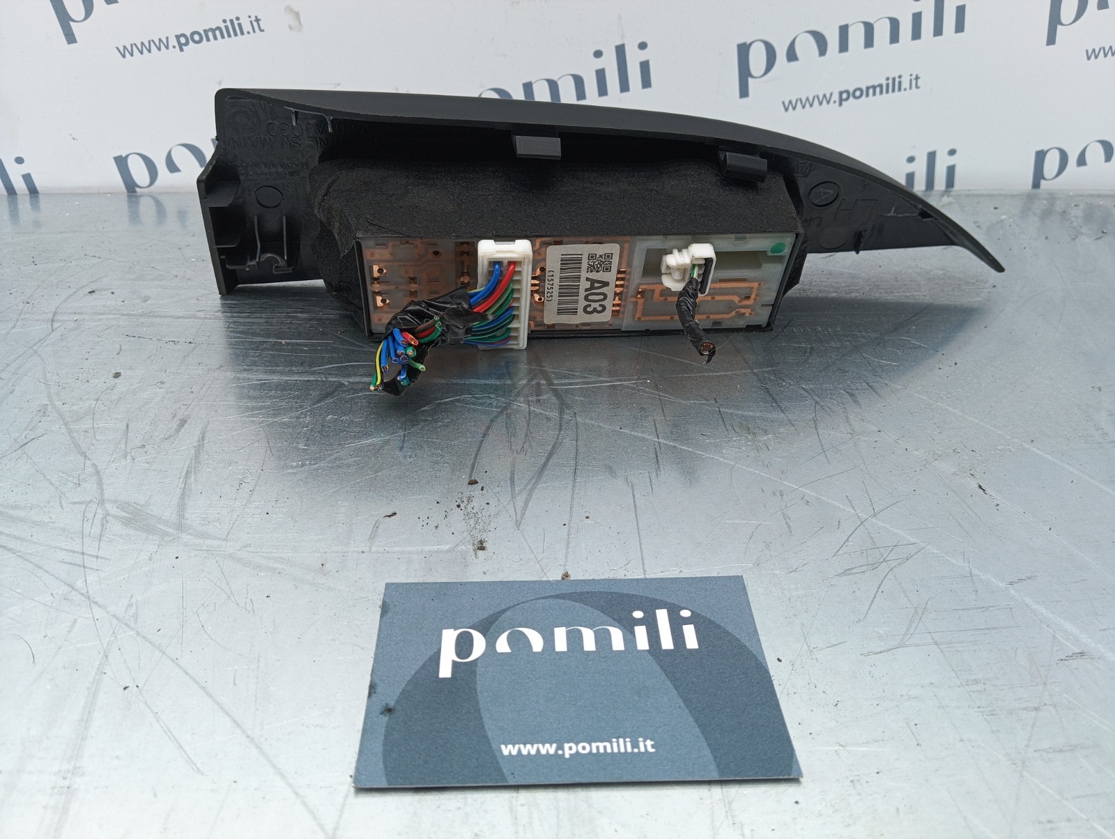 Pomili Rivestimenti interni e parti interne Subaru Outback 94263AJ030 comandi alzacristalli sinistri usati