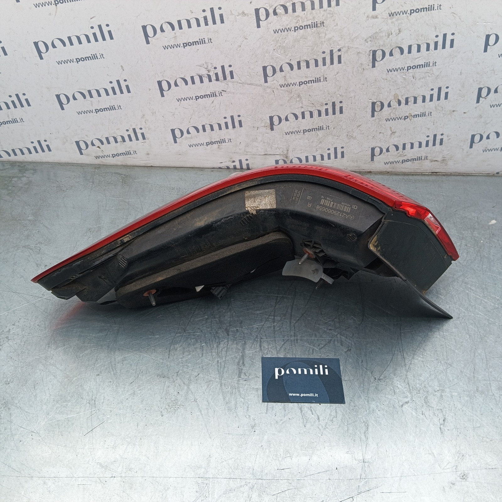 Pomili Fanaleria Fanale posteriore Mercedes Classe E W212 A2129060658 destro usato