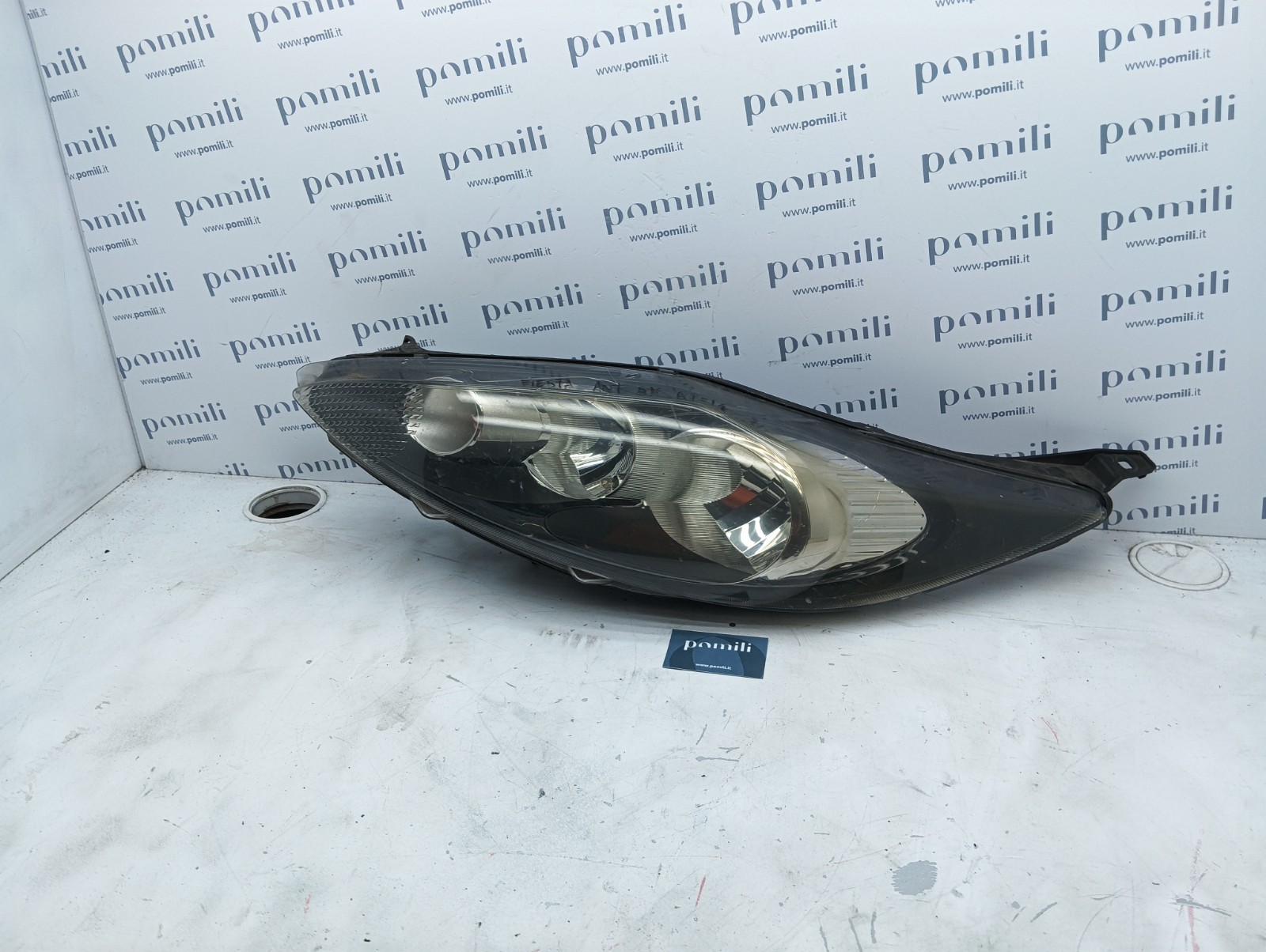 Pomili Fanaleria Ford Fiesta 2008-13 faro anteriore sinistro usato OEM