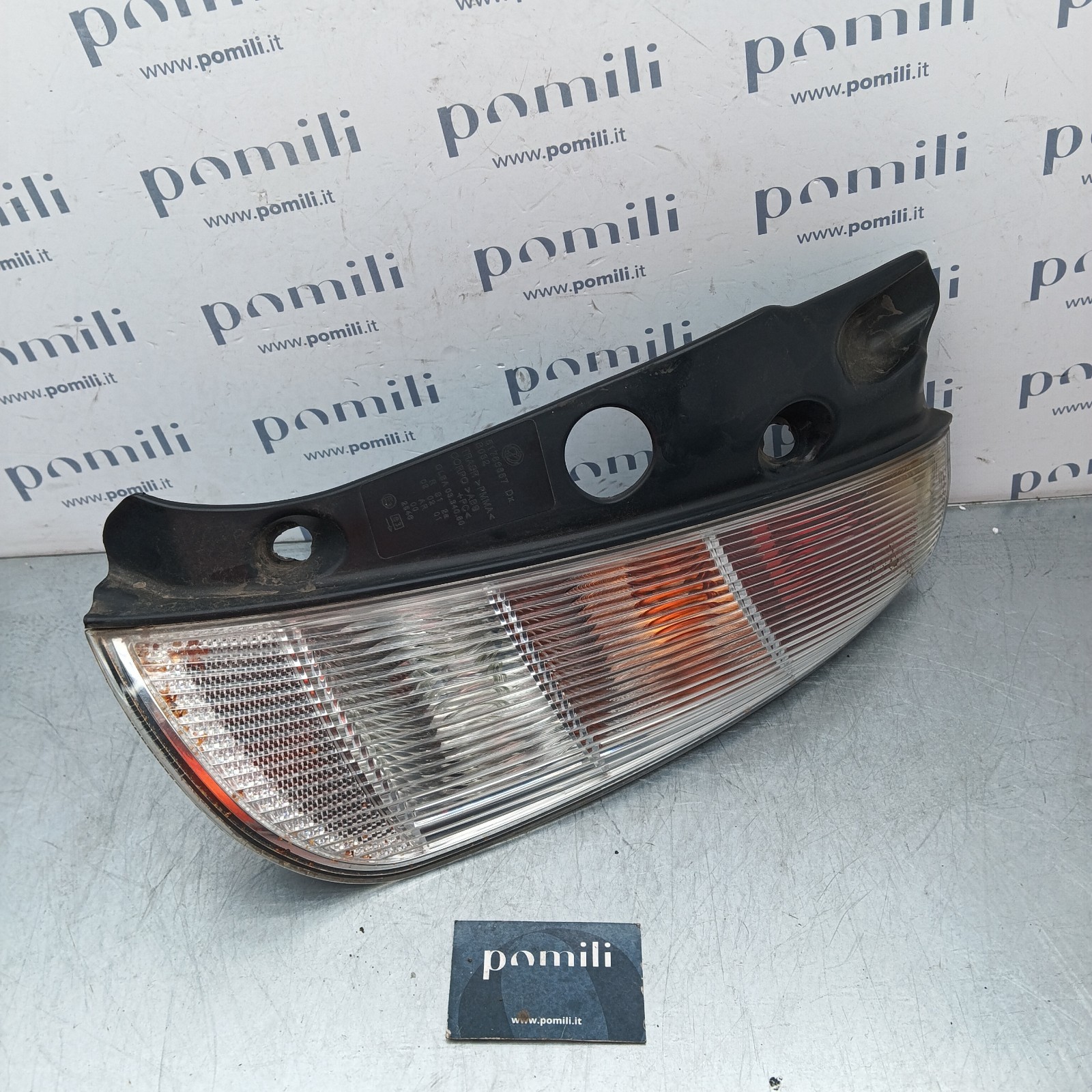 Pomili Fanaleria Fanale destro Lancia Y 51786657 usato