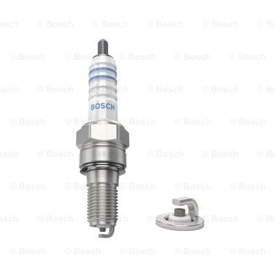 Bosch Candele di accensione 0242055508 candela