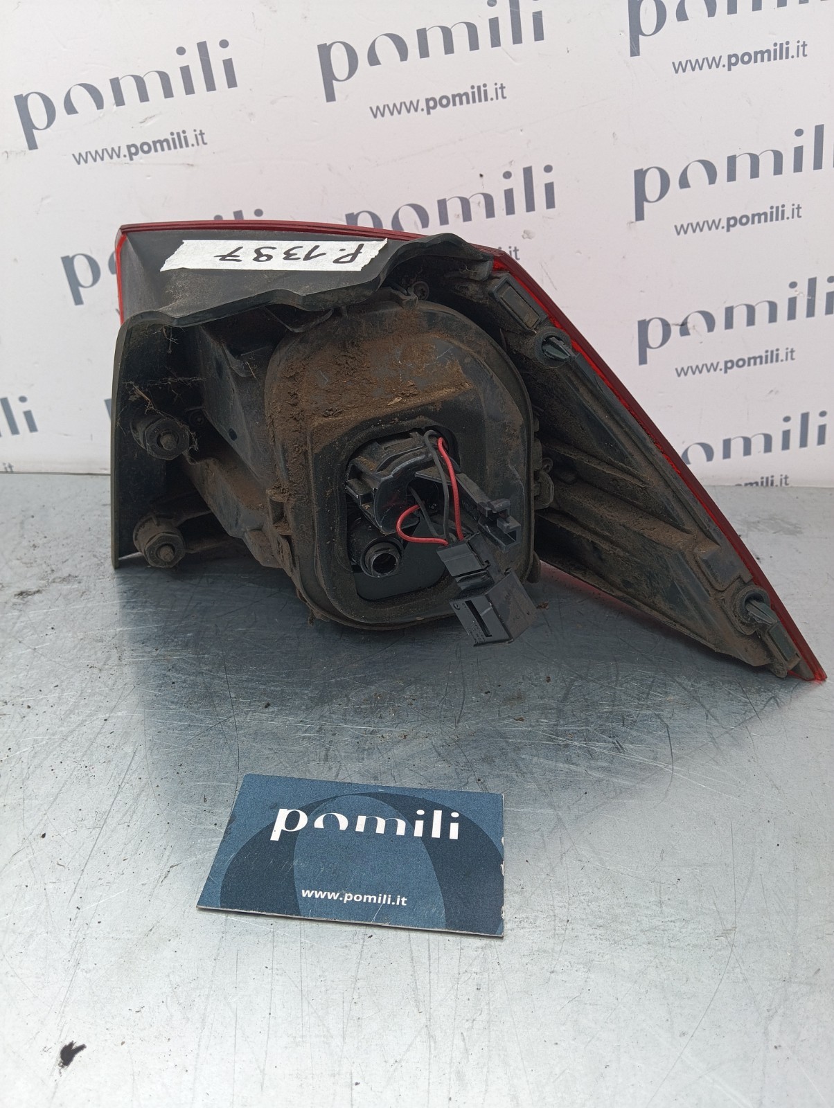 Pomili Fanaleria Volkswagen Golf VII 5G0945095 fanale posteriore sinistro usato