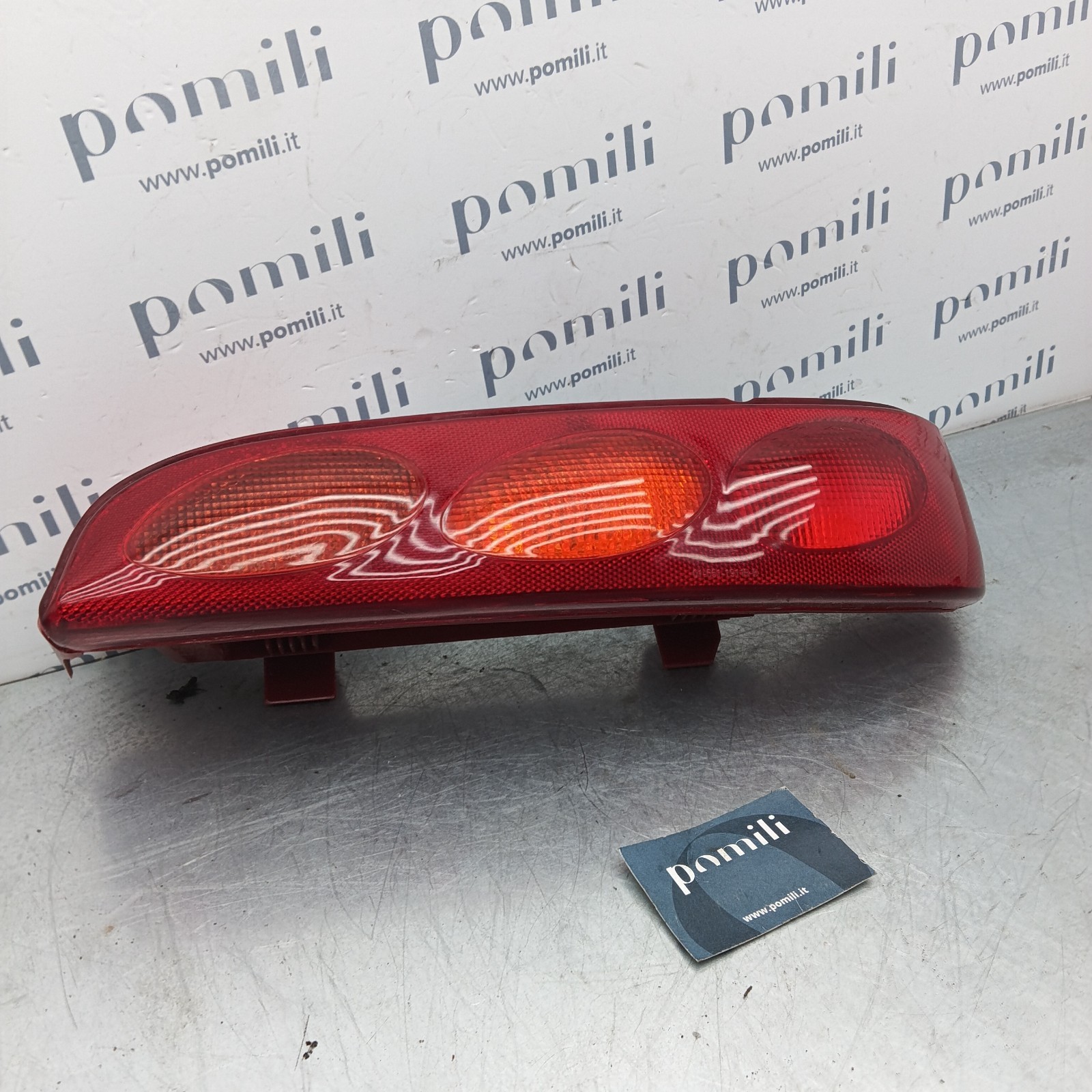 Pomili Fanaleria Fiat Seicento 600 fanale destro usato