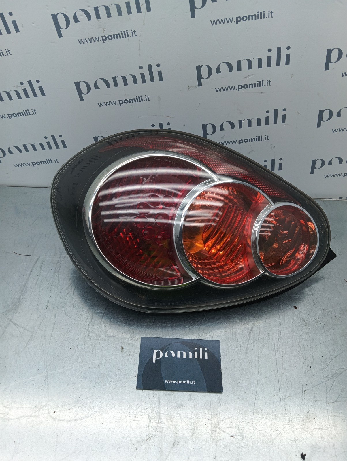 Pomili Fanaleria Toyota Aygo fanale posteriore sinistro usato OEM