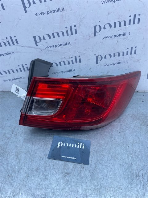 Pomili Fanaleria S002 fanale posteriore Renault Clio 4ª serie lato esterno