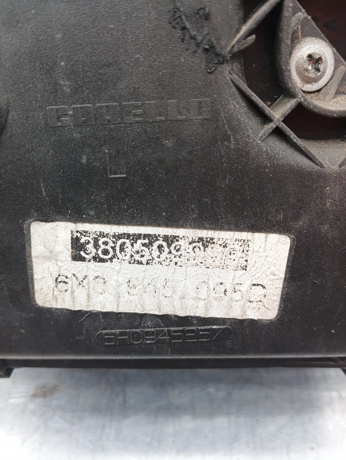 Pomili Fanaleria Volkswagen Lupo fanale posteriore sinistro usato
