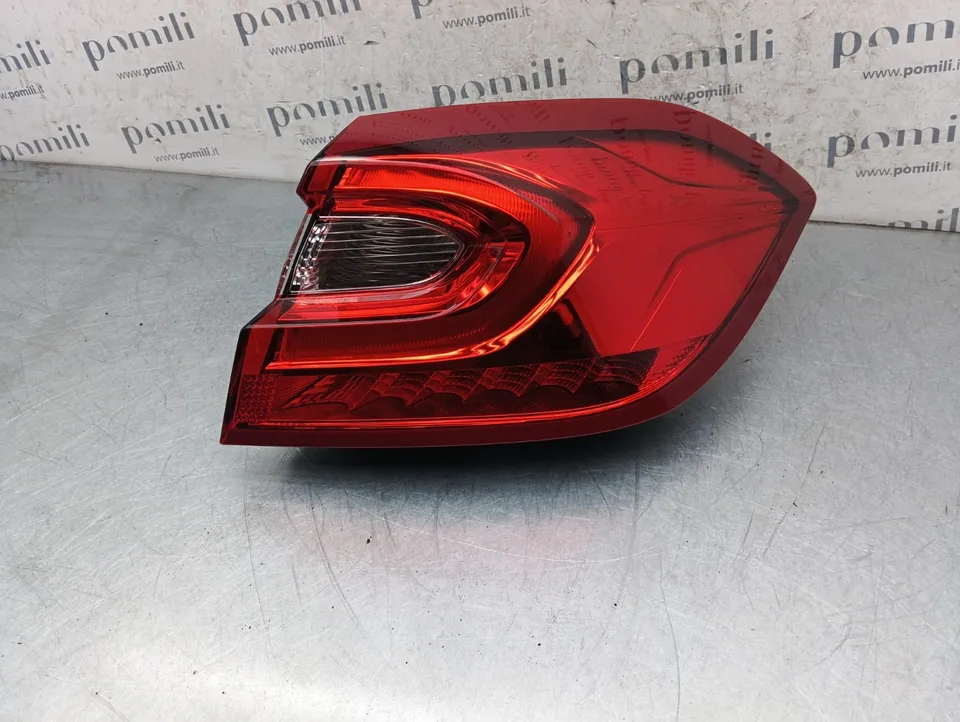 Pomili Fanaleria fanale posteriore destro Ford Fiesta H1BB13404BK usato