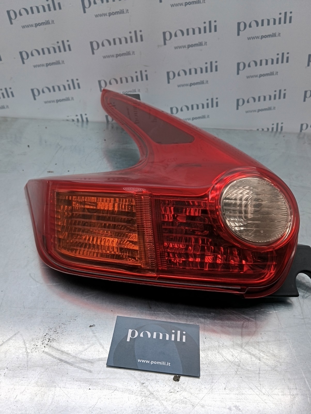 Pomili Fanaleria Fanale posteriore Nissan Juke F15 26555-1KM0A sinistro usato