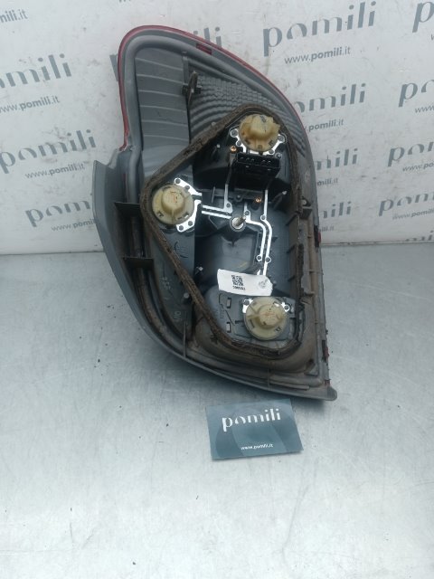 Pomili Fanaleria Toyota Yaris fanale posteriore sinistro 1999-2005