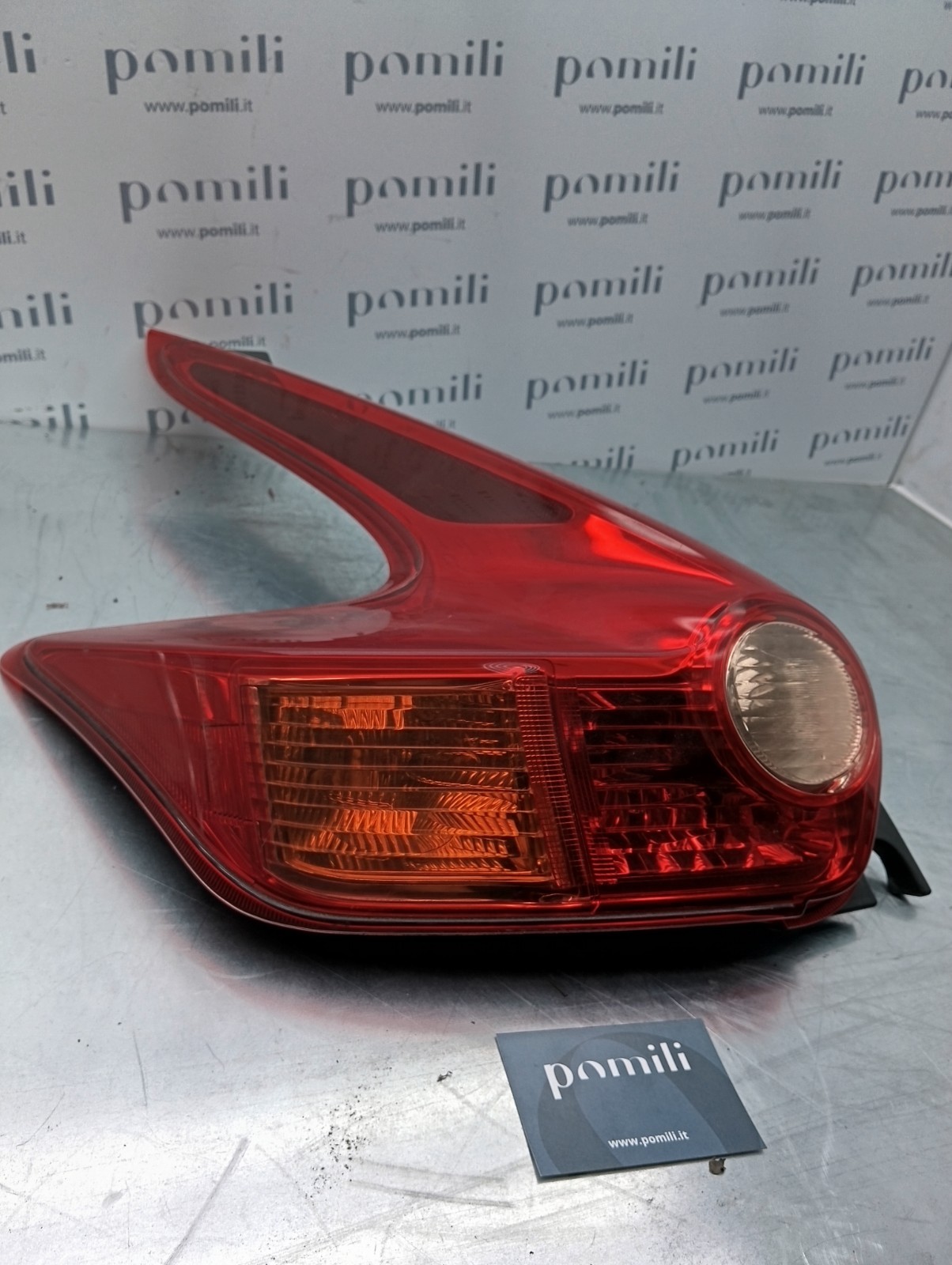 Pomili Fanaleria Fanale posteriore Nissan Juke F15 26555-1KM0A sinistro usato