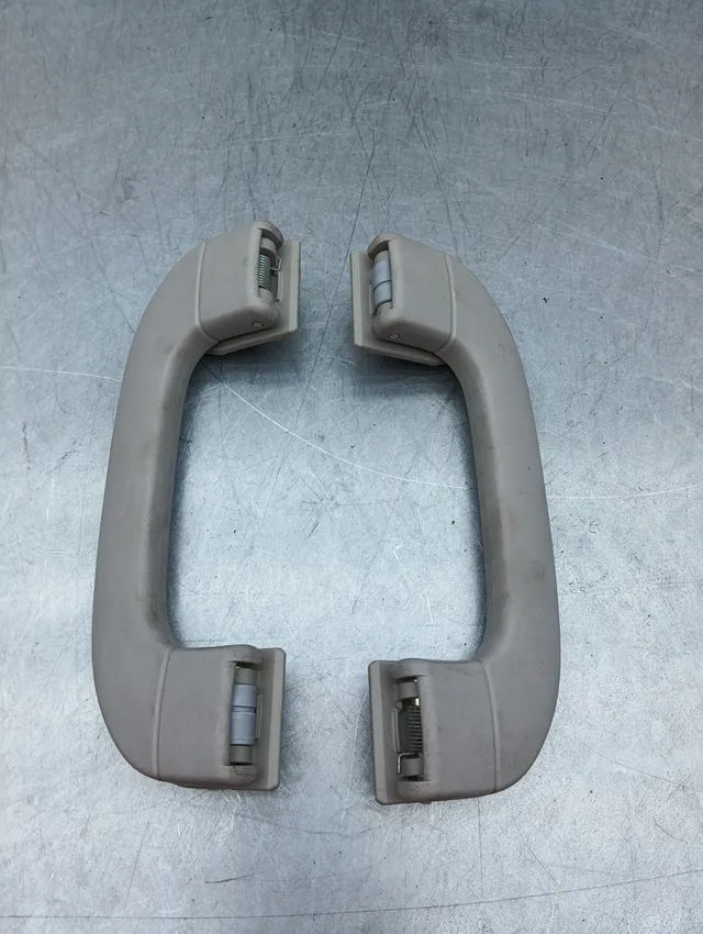 Pomili Rivestimenti interni Set 2 maniglie di servizio Mercedes-Benz Classe A W169 A1698100151 usato