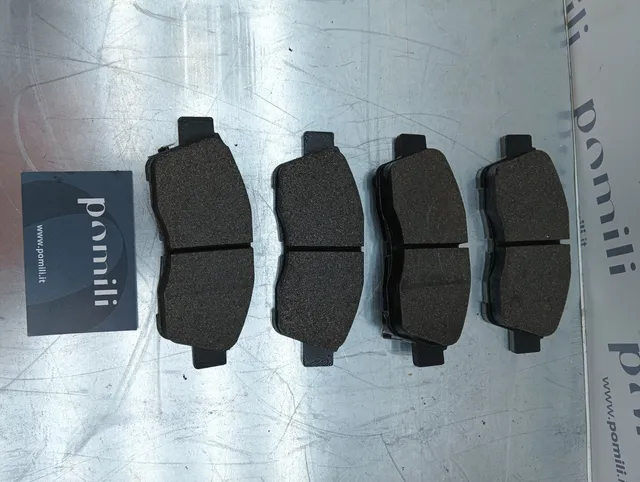 Pomili Freni e ricambi 04465-YZZAB pastiglie freni Toyota/Lexus nuove