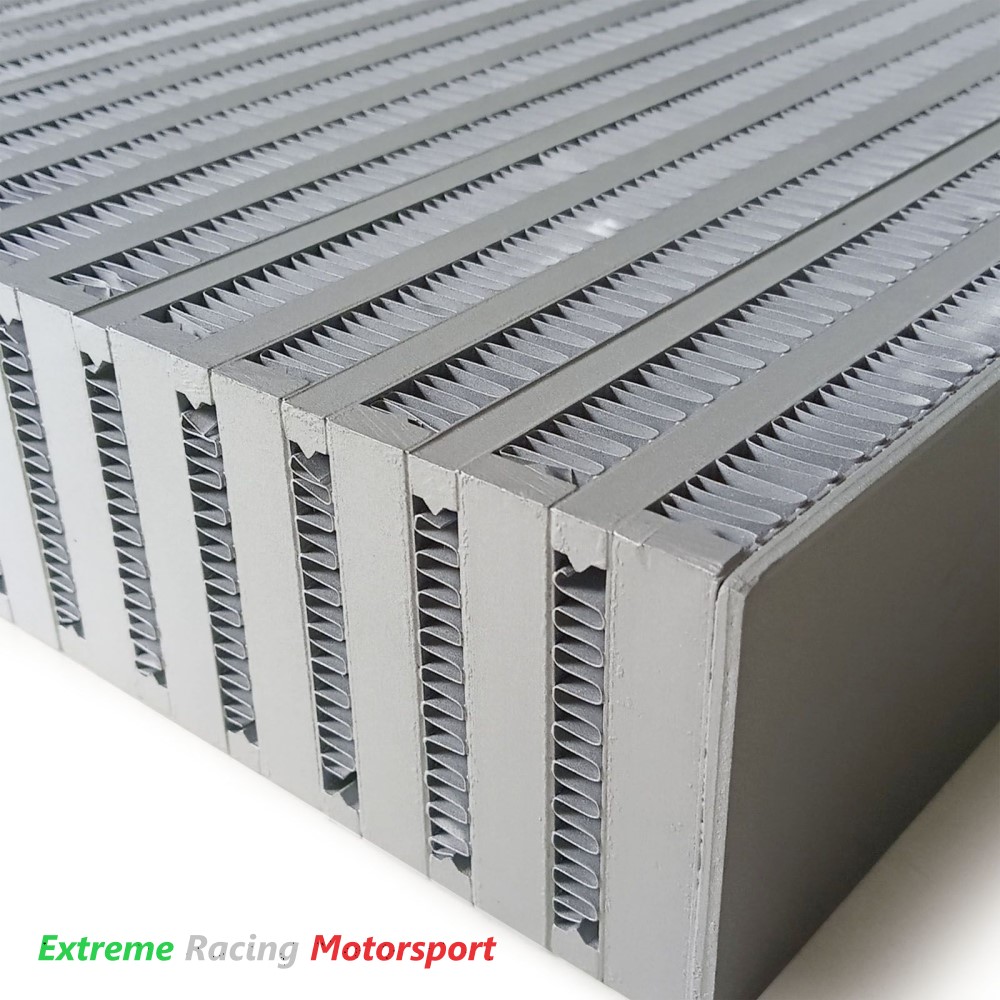 Xtreme Racing Impianto Carburante e Regolatori di Pressione Intercooler Maggiorato 700×180 mm universale