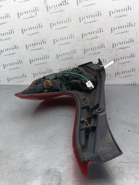 Pomili Fanaleria Nissan Juke F15E fanale posteriore sinistro