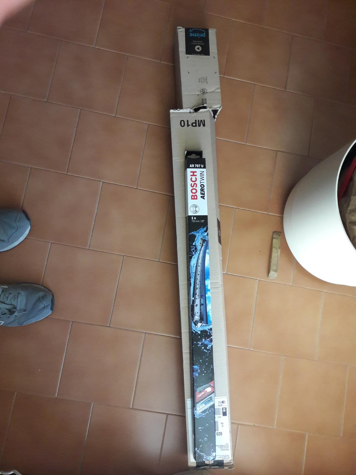 Bosch Spazzole tergicristallo AR707U Aerotwin, anteriore