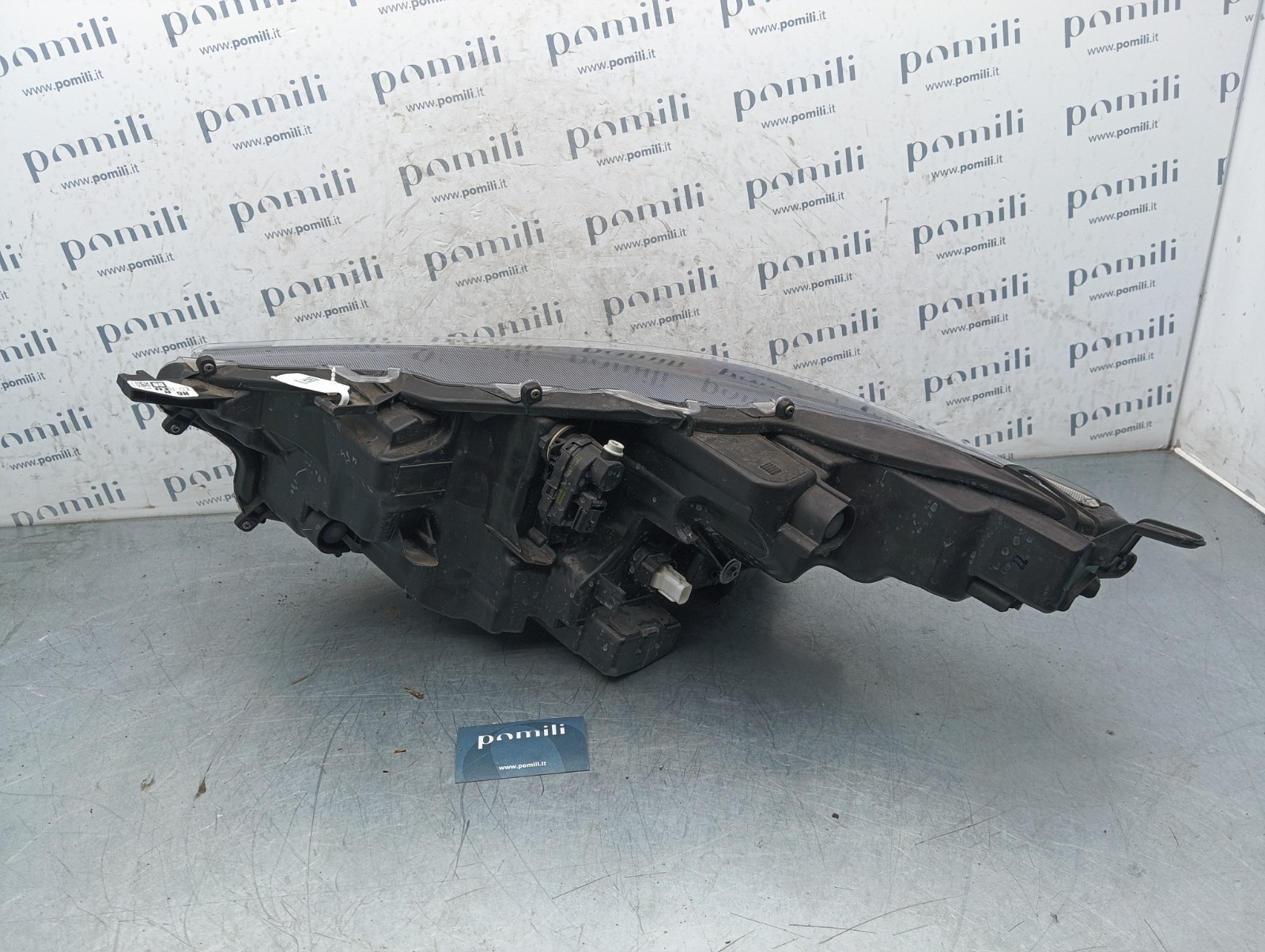 Pomili Fanaleria Faro anteriore destro LED Toyota Yaris 4 2020-2026 EUK0-8 usato