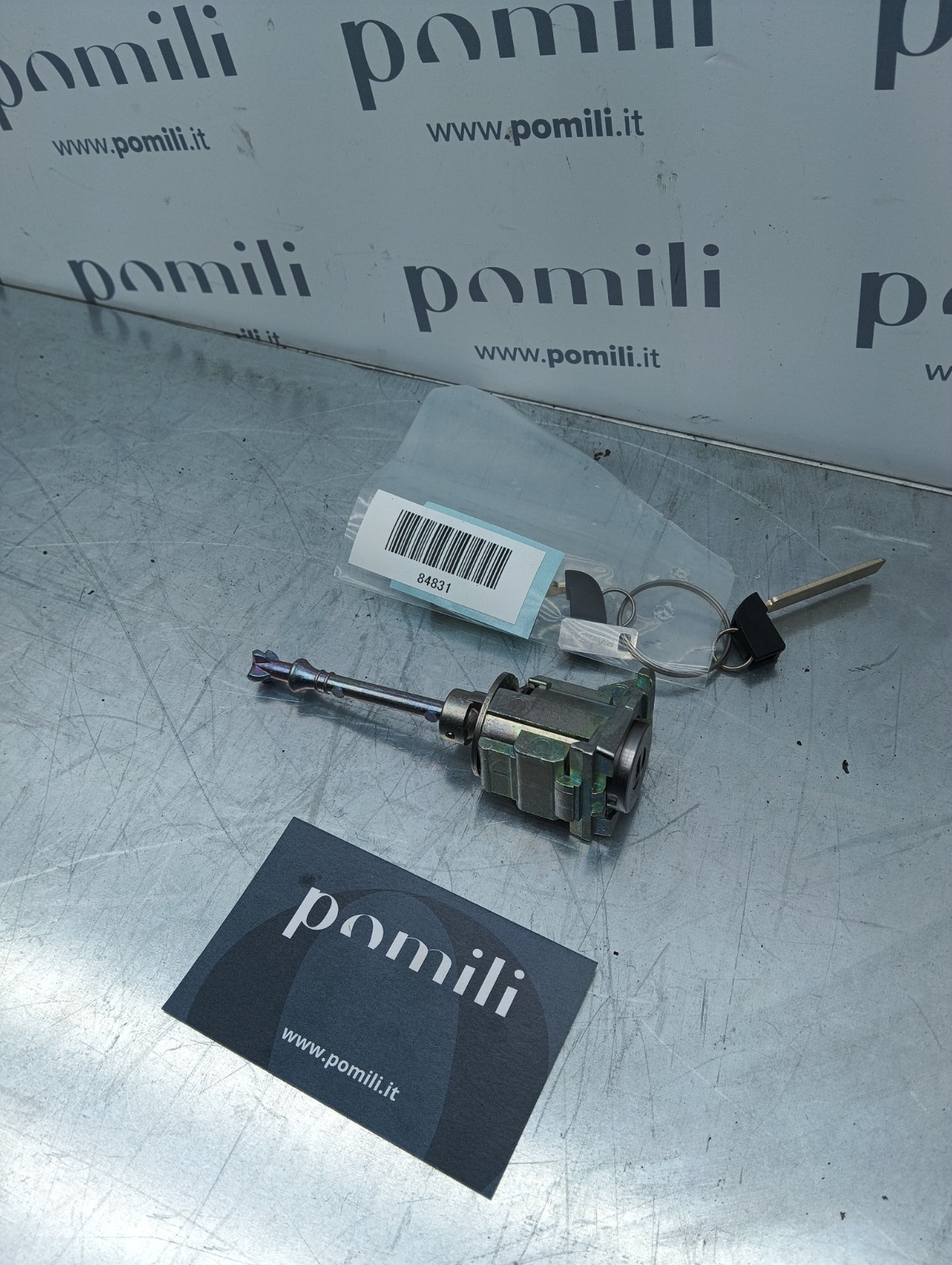 Pomili Motorini avviamento, alternatori, ECU e cavi 69005-F4030 kit cilindro e chiave accensione Toyota C-HR