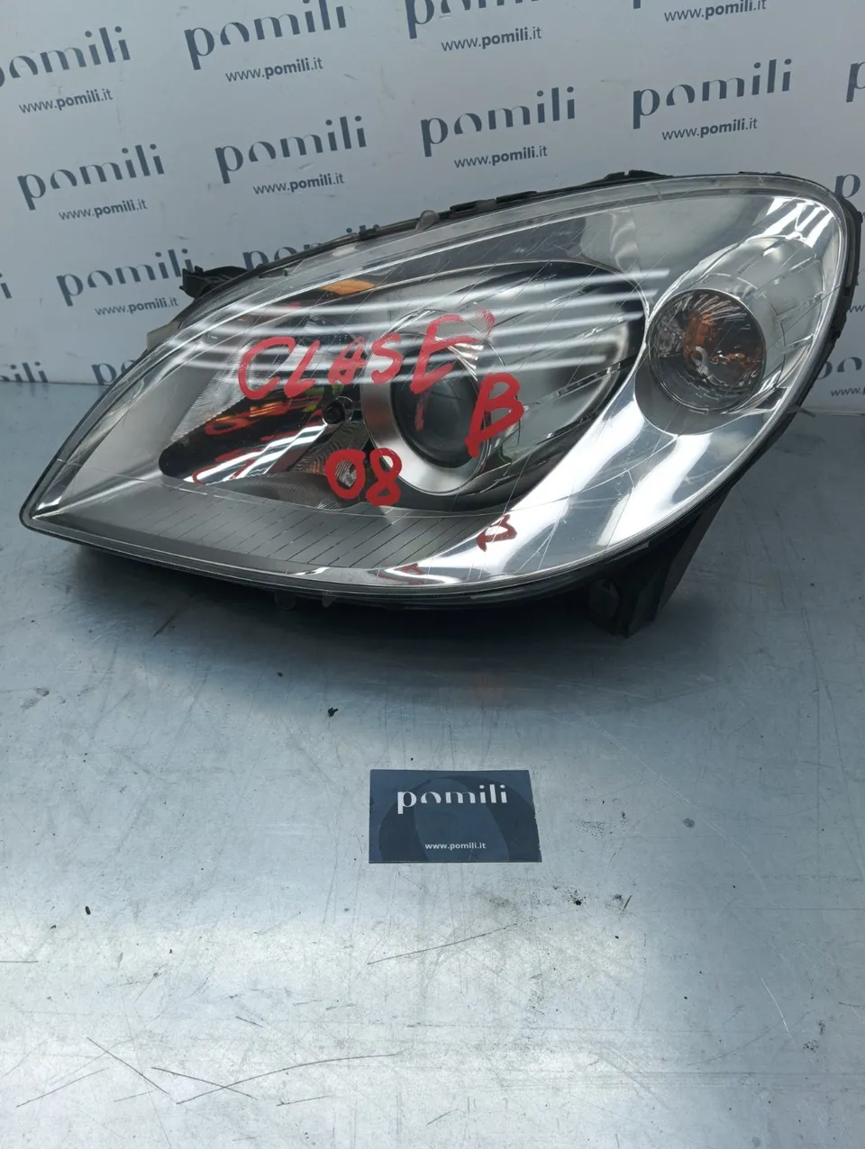 Pomili Fanaleria Mercedes Classe B W245 faro anteriore sinistro usato