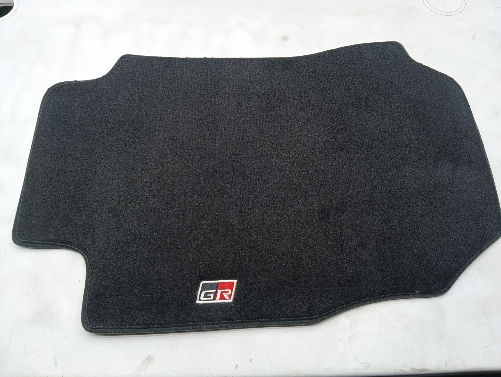 Pomili Rivestimenti interni e parti interne Kit tappetini Toyota RAV-4 GR PW210-42061 originale