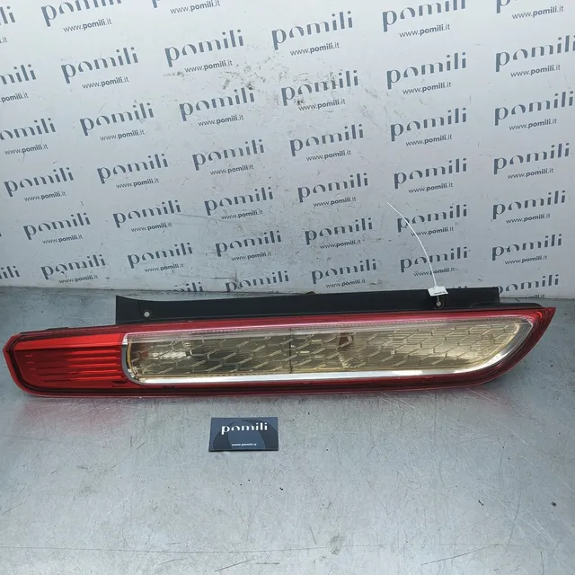 Pomili Fanaleria 8M5113404AD fanale posteriore Ford Focus destro