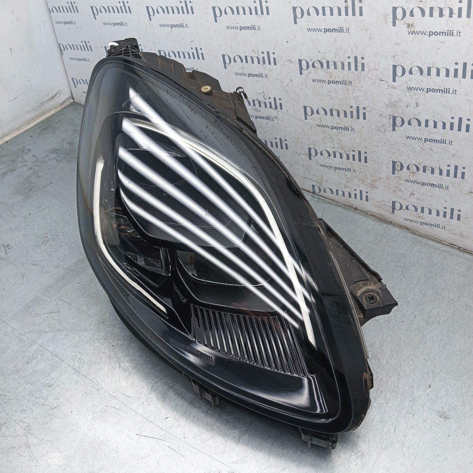 Pomili Fanaleria Ford Puma II L1TB-13E014-GH faro anteriore destro usato