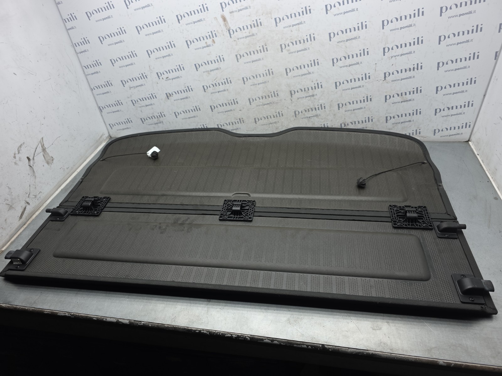 Pomili Rivestimenti interni Cappelliera Audi Q5 8R0867769E usata