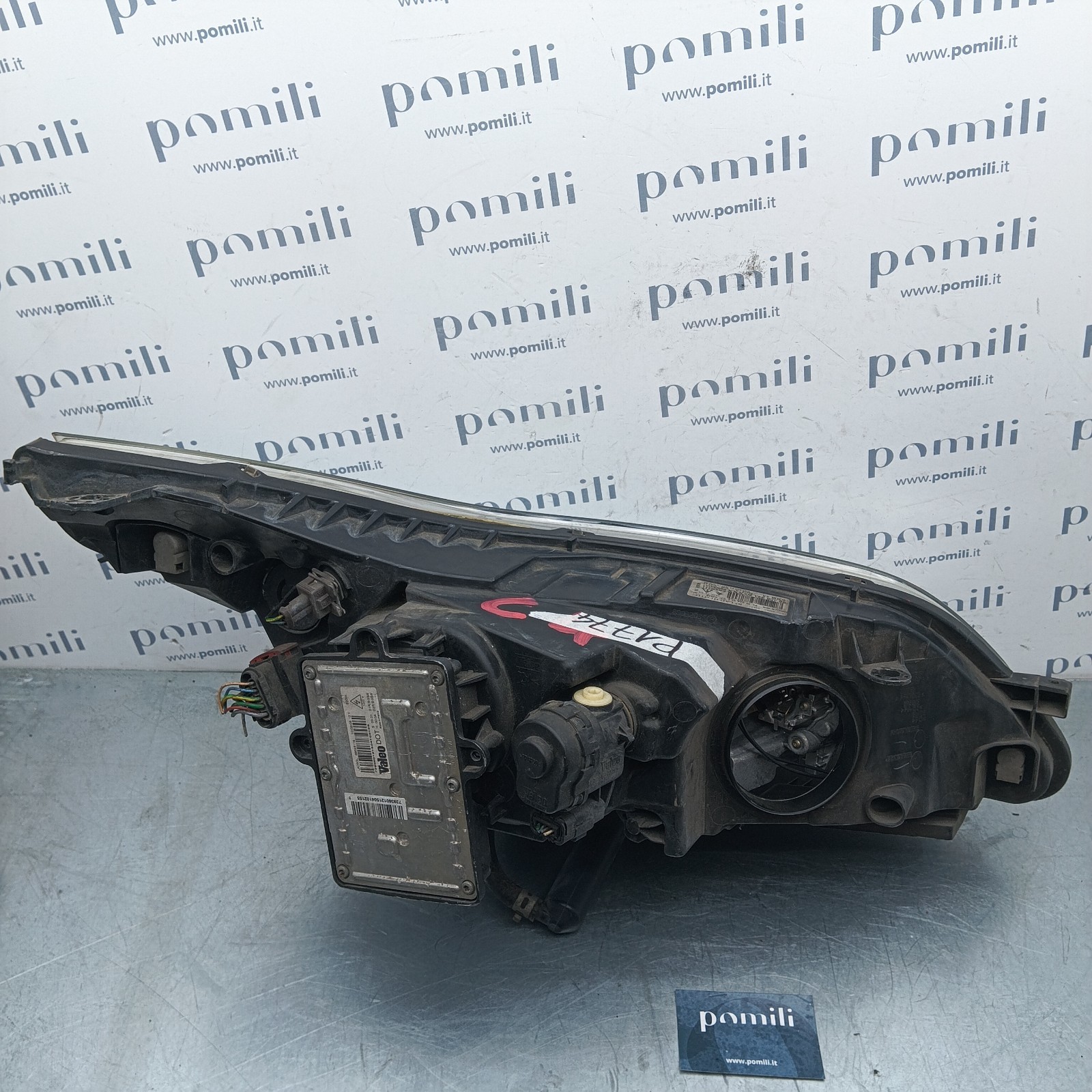 Pomili Fanaleria Faro anteriore sinistro Xenon Citroen C4 89009411 usato