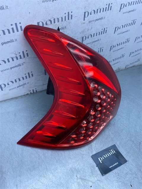 Pomili Fanaleria Fanale post. parte est. SX S001 PEUGEOT 3008 (04/09>10/13<) sinistro