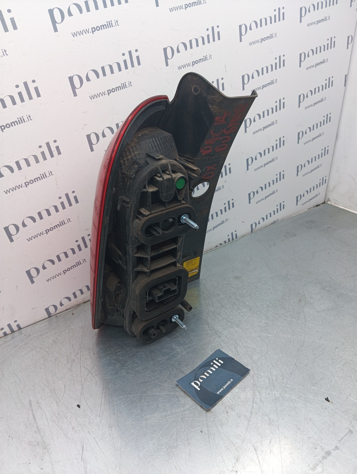 Pomili Fanaleria Dacia Duster fanale destro 265500033R usato