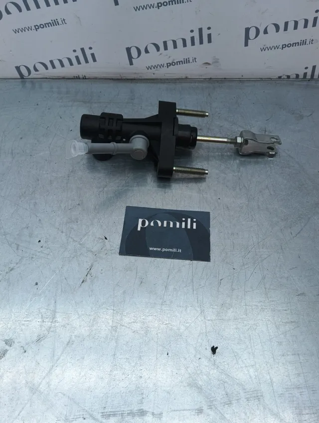 Pomili Cambio e trasmissioni 31420-0D051 pompa frizione Toyota