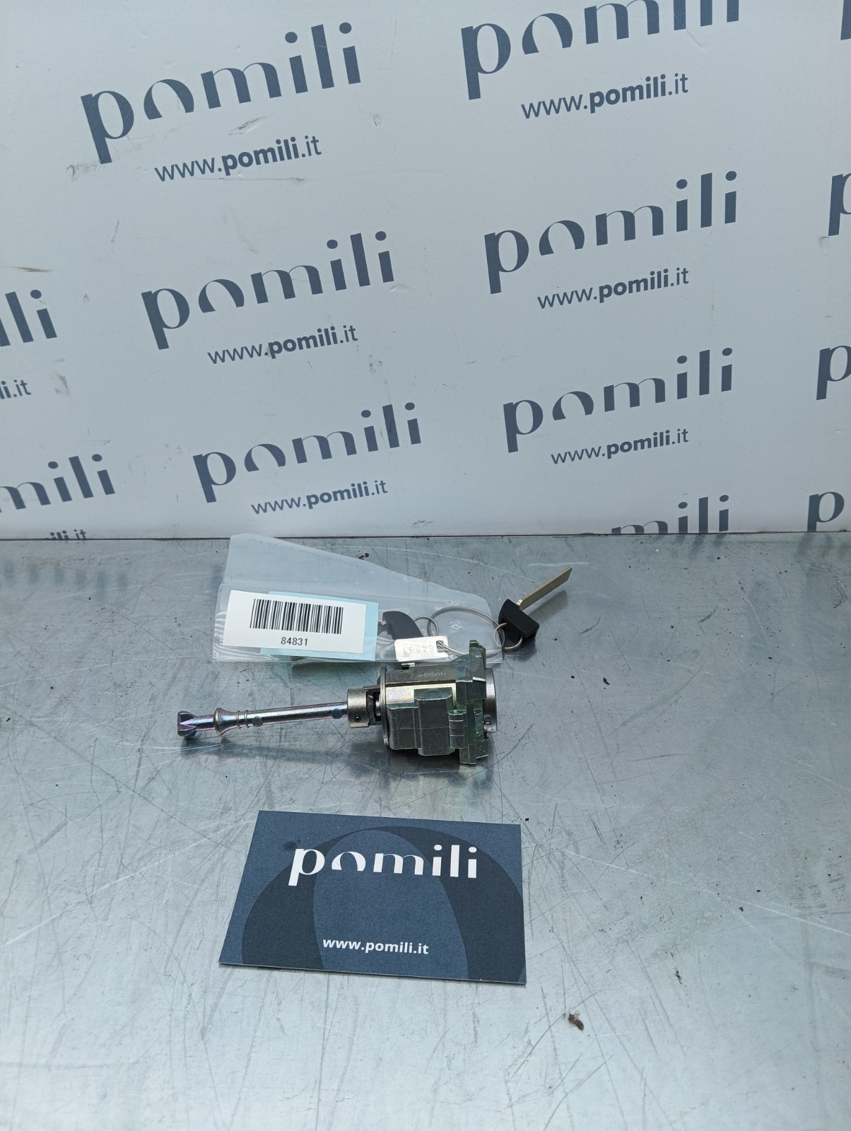 Pomili Motorini avviamento, alternatori, ECU e cavi 69005-F4030 kit cilindro e chiave accensione Toyota C-HR