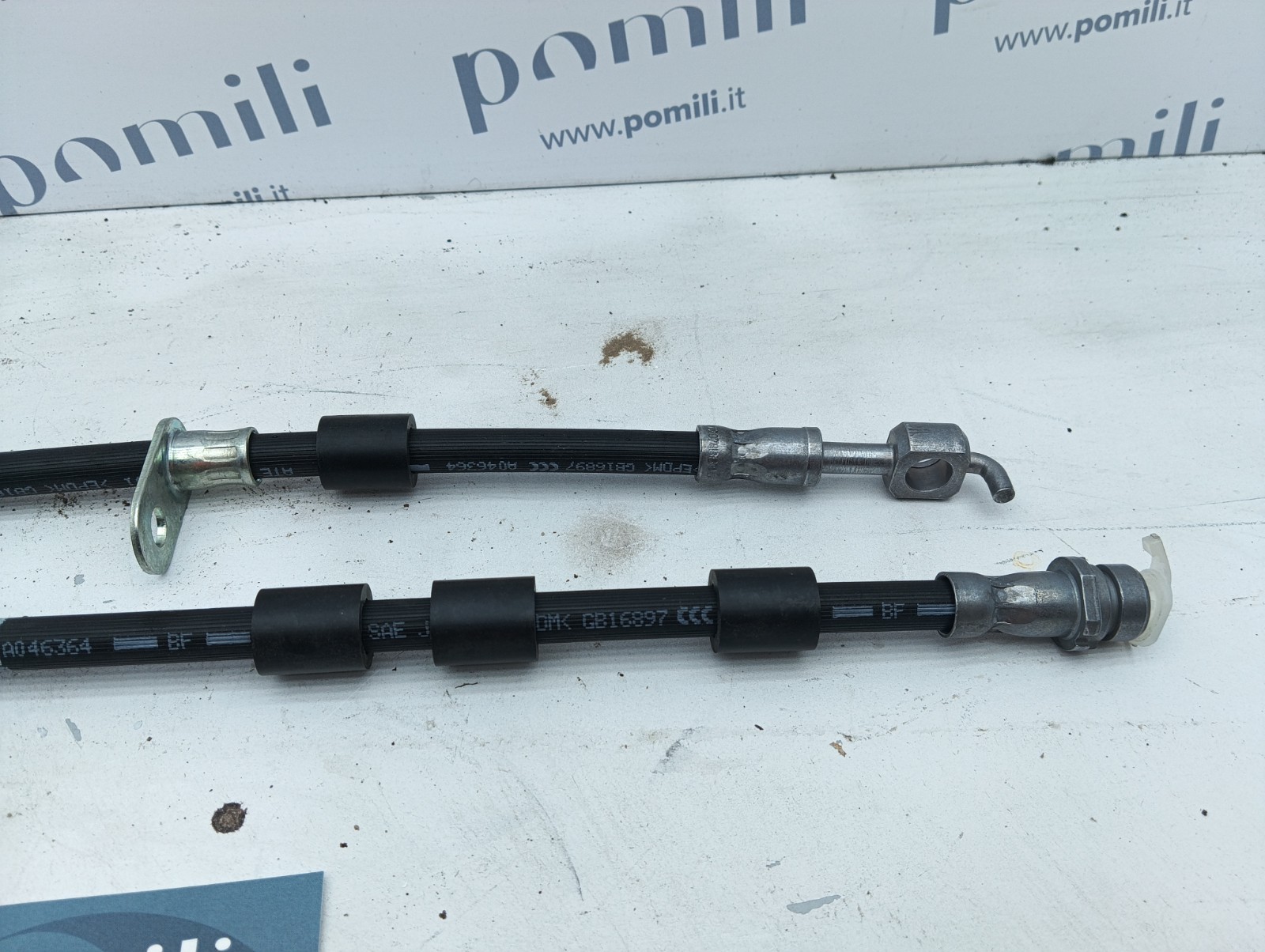 Pomili Freni e ricambi Tubo freni FORD Ecosport OEM 2386841 usato