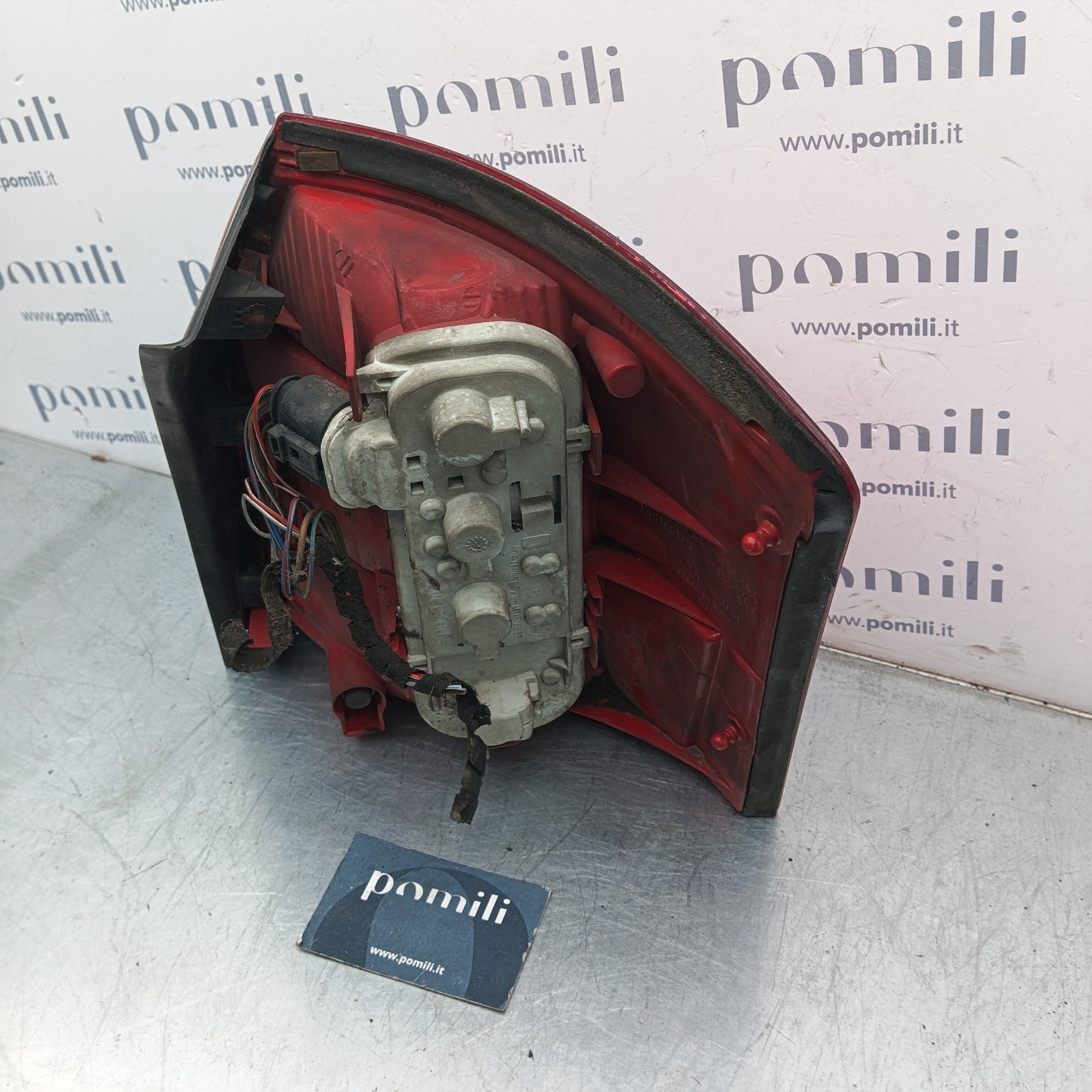 Pomili Fanaleria Audi A4 fanale posteriore sinistro AF2IP2RST-01 usato