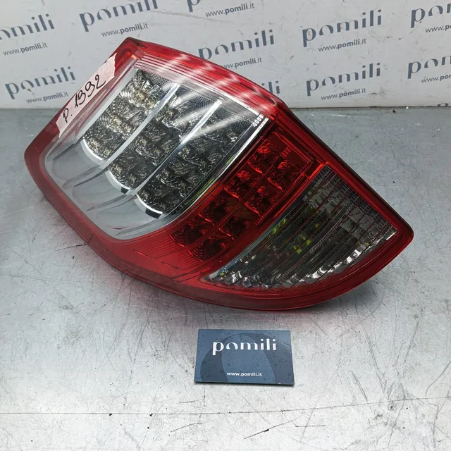 Pomili Fanaleria Fanale posteriore Toyota Rav4 sinistro usato