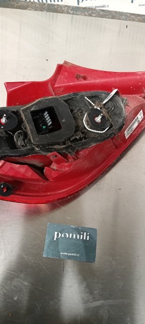 Pomili Fanaleria Opel Corsa (S07) (07/06>02/11<) fanale posteriore destro