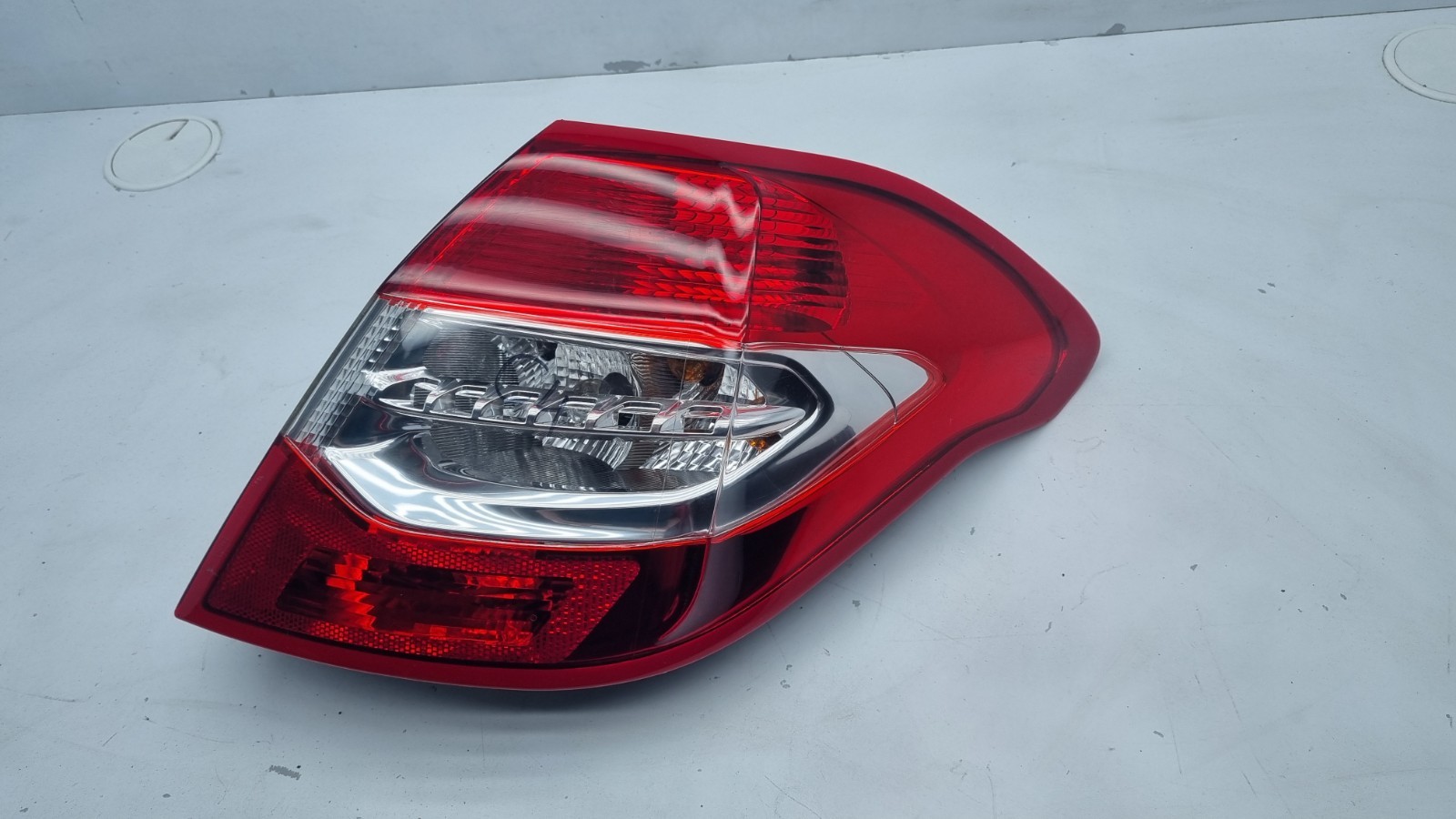 Pomili Fanaleria Citroën C4 Picasso fanale posteriore destro usato