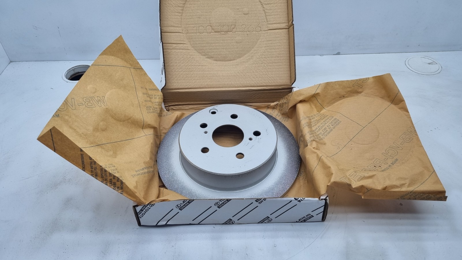Pomili Freni e ricambi Disco freno posteriore Toyota Corolla 42431-0F010