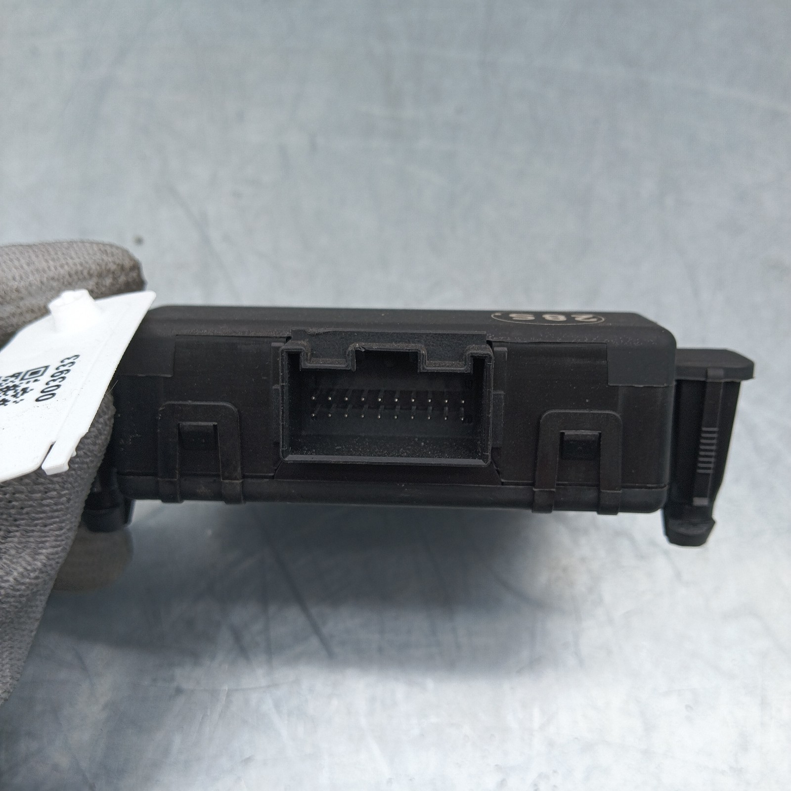 Pomili Motorini avviamento, alternatori, ECU e cavi Centralina Gateway CAN Volkswagen/Audi/Seat/Skoda (modelli 2004-2008) 1K0907530F usata
