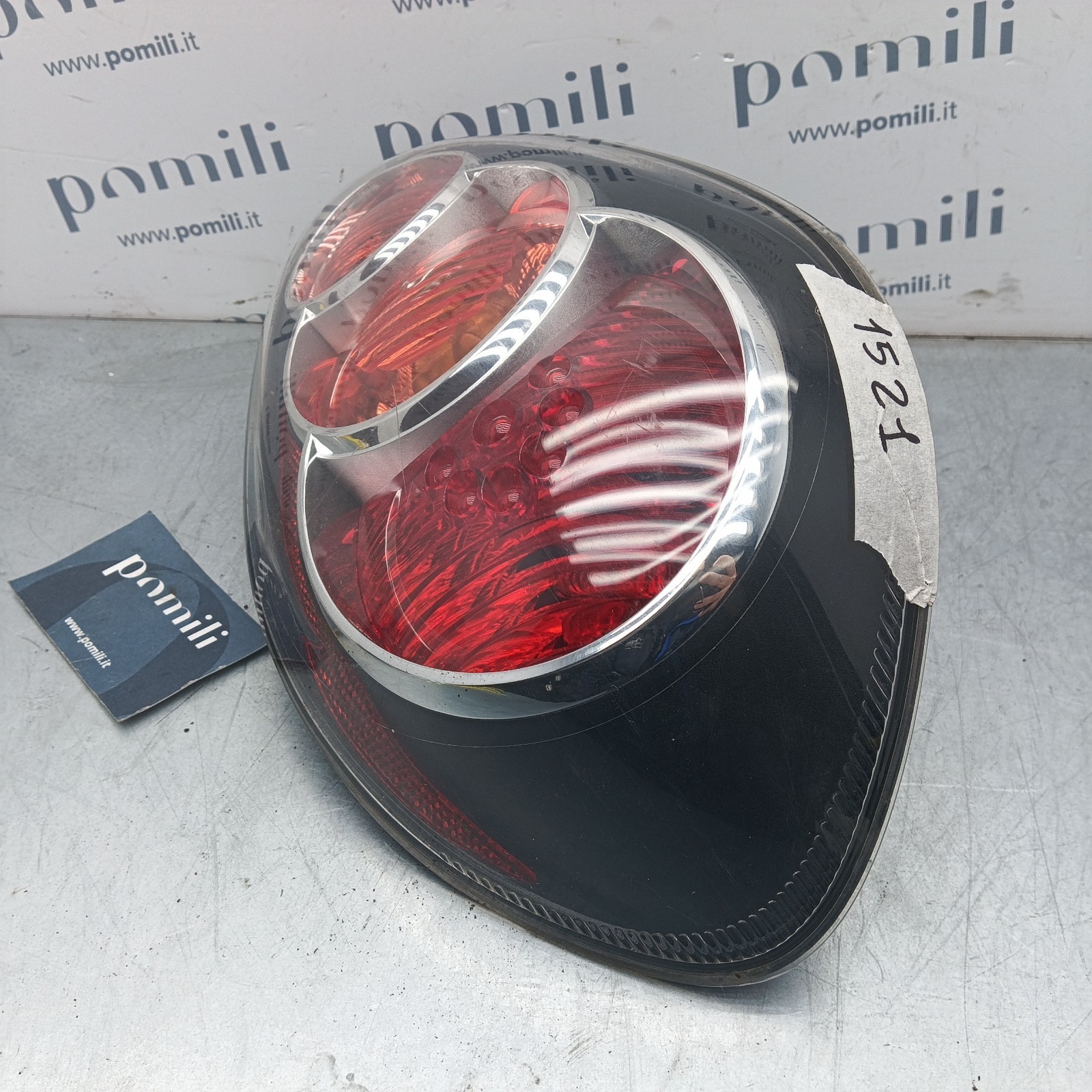 Pomili Fanaleria Toyota Aygo 81550-0H070 fanale destro usato