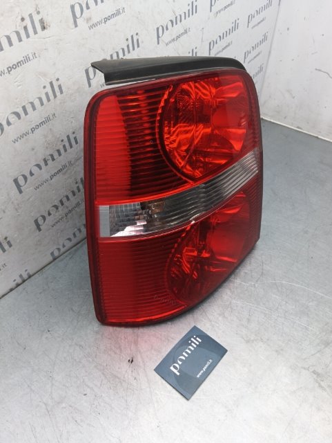 Pomili Fanaleria Fanale post. DX VOLKSWAGEN TOURAN (1T) (02/03>11/10<) destro