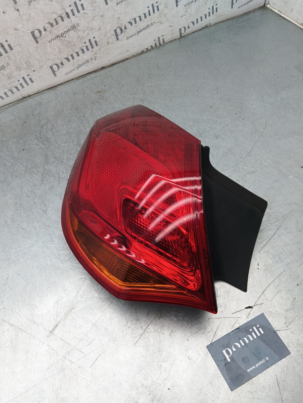 Pomili Fanaleria Opel Astra J fanale posteriore sinistro usato