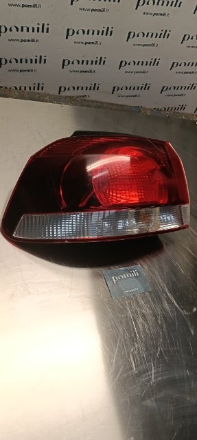 Pomili Fanaleria Volkswagen Golf (5K/AJ) fanale posteriore sinistro esterno