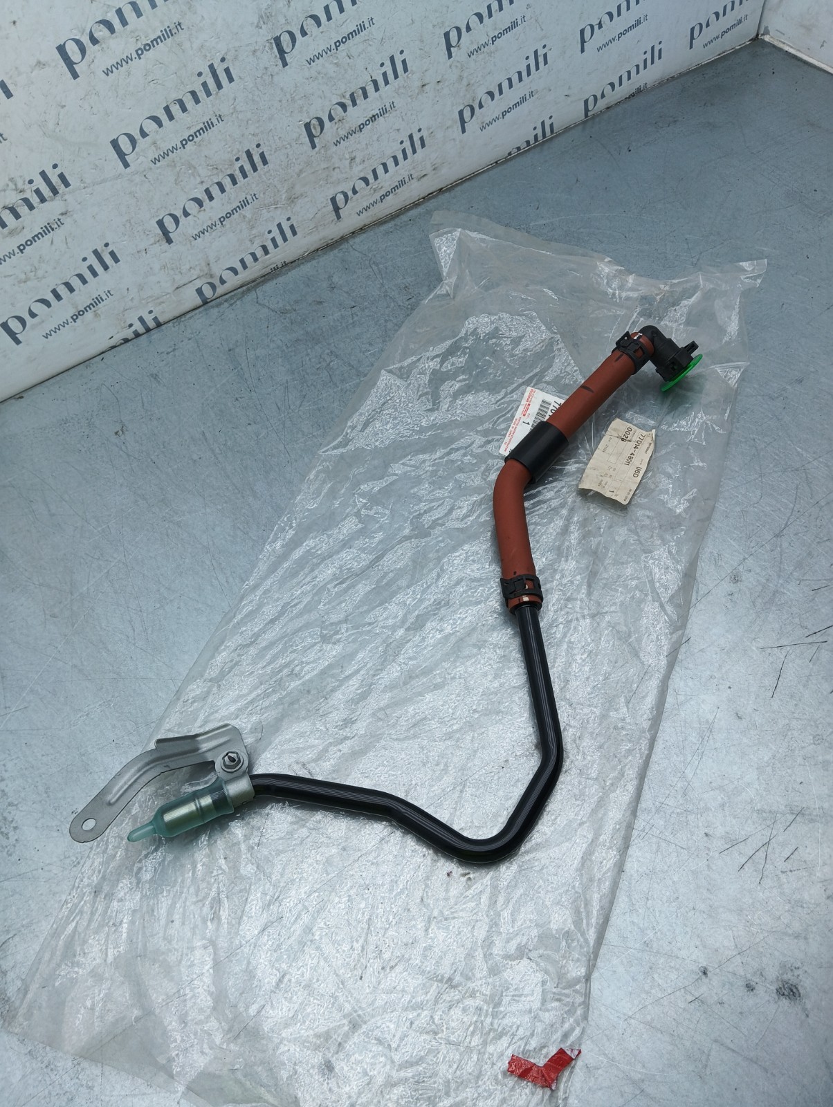Pomili Alimentazione e scarico Toyota RAV4 (2012-2019) 77014-48011 tubo sfiato serbatoio